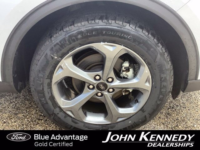 Certified 2025 Ford Escape ST-Line Select AWD/4WD image 38