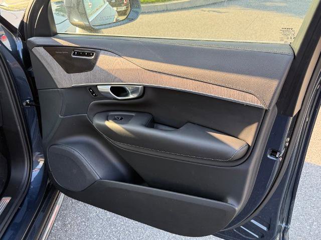 Used 2024 Volvo XC90 B6 Ultimate AWD/4WD image 14