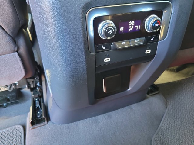 Used 2023 GMC Yukon Denali image 20