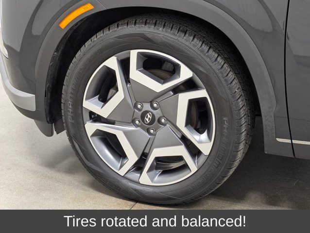 Used 2024 Hyundai Palisade Limited AWD/4WD image 2