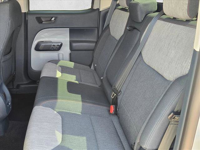 Certified 2022 Ford Maverick XLT image 20