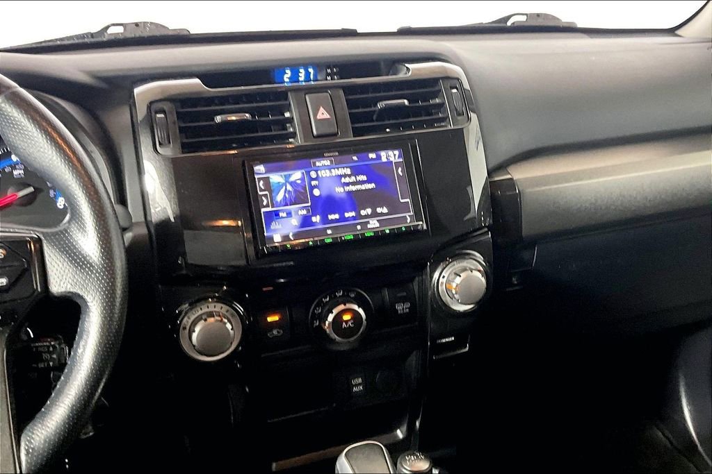 Used 2018 Toyota 4Runner TRD Off-Road Premium AWD/4WD image 5