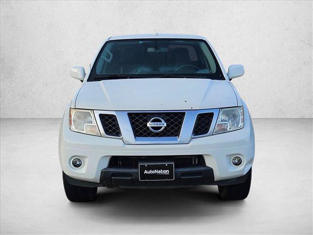 Used 2018 Nissan Frontier PRO-4X AWD/4WD image 2