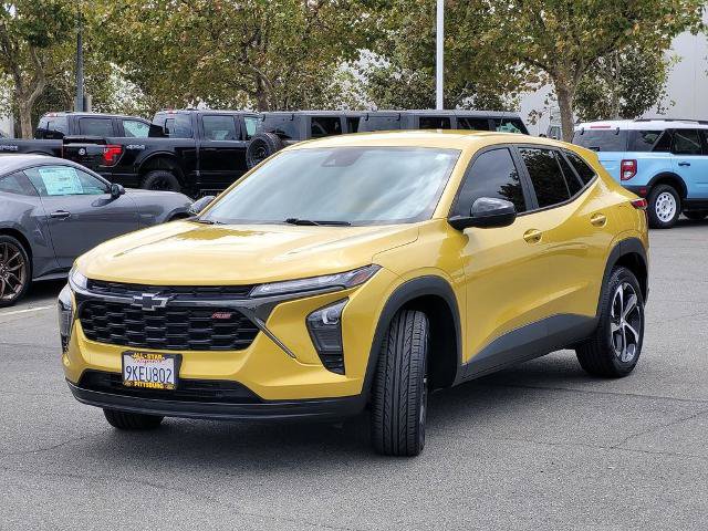 Used 2024 Chevrolet Trax RS w/ Driver Confidence Package FWD image 8