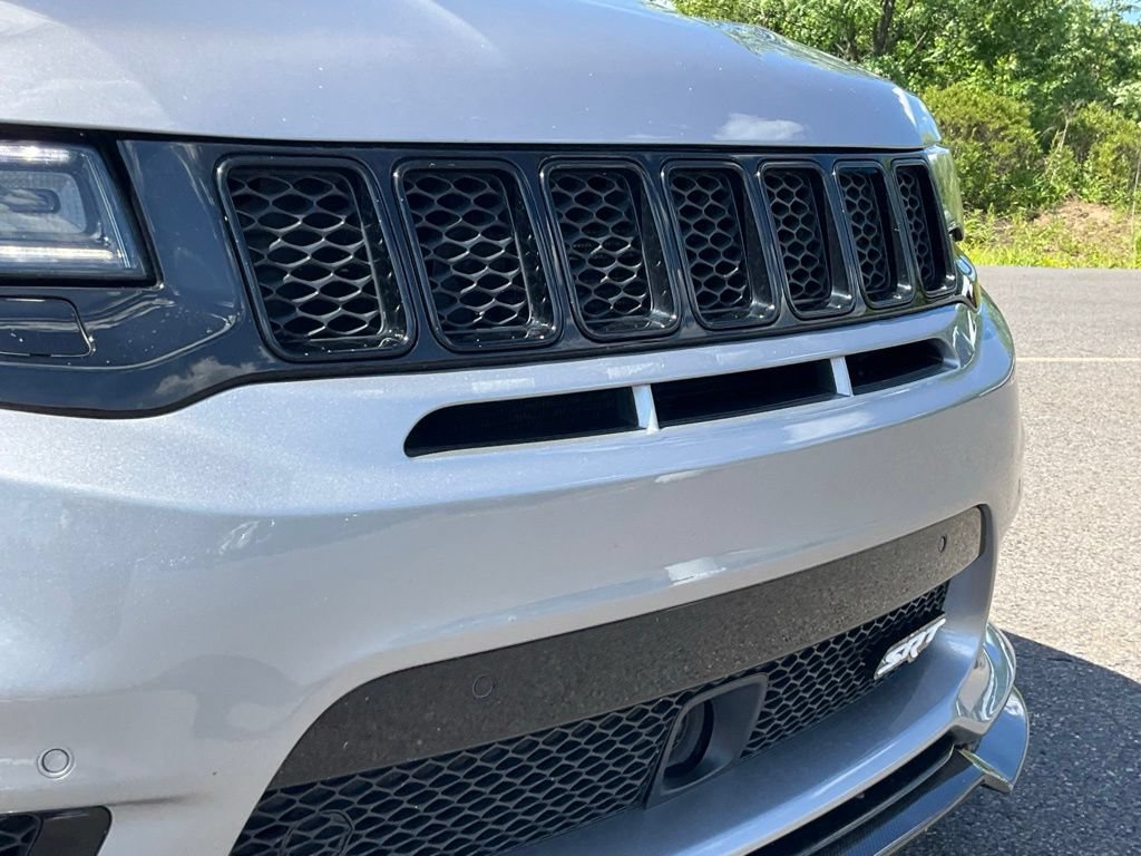 Used 2018 Jeep Grand Cherokee SRT AWD/4WD image 25
