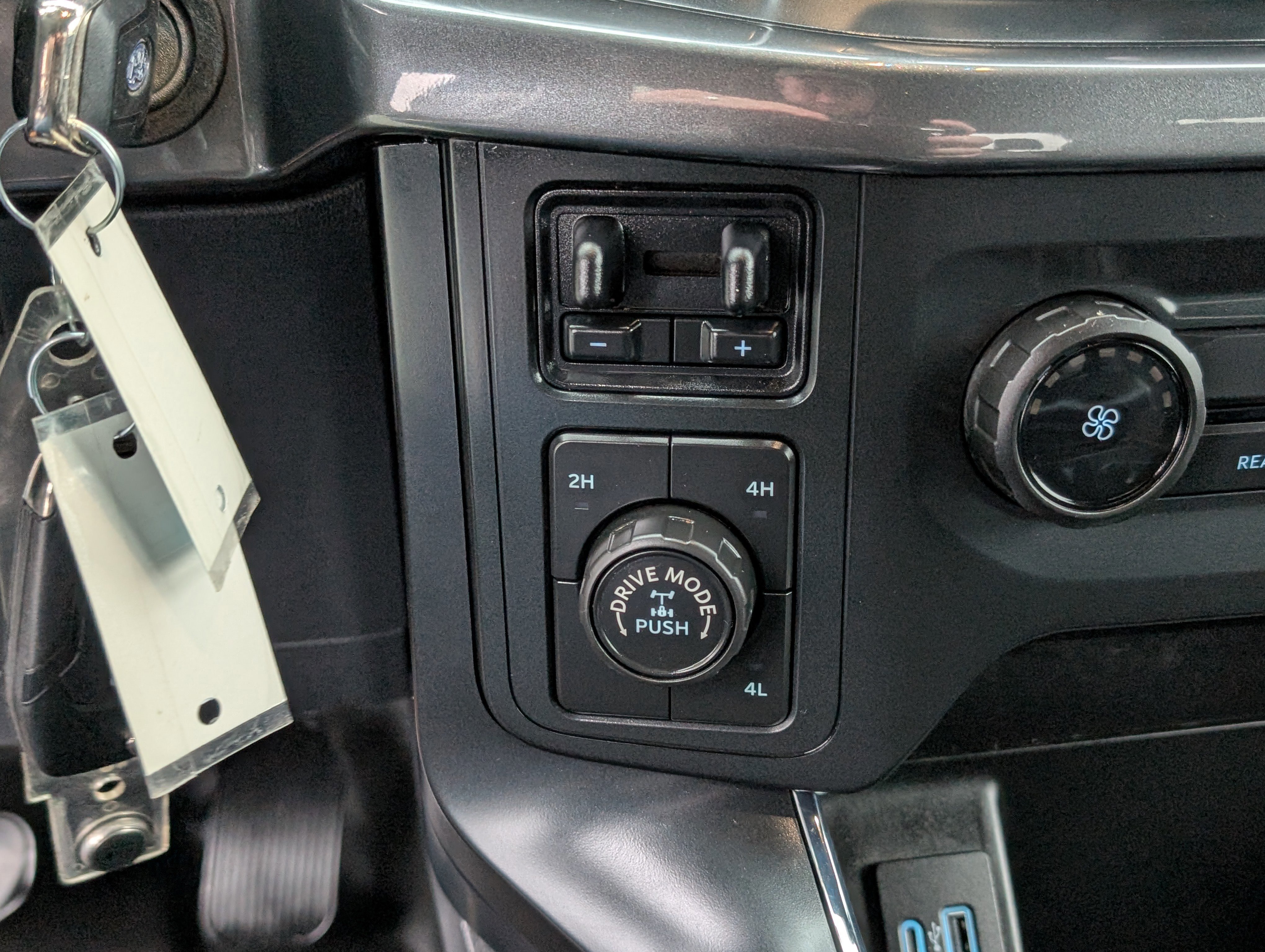 Certified 2022 Ford F150 XL w/ STX Appearance Package image 22