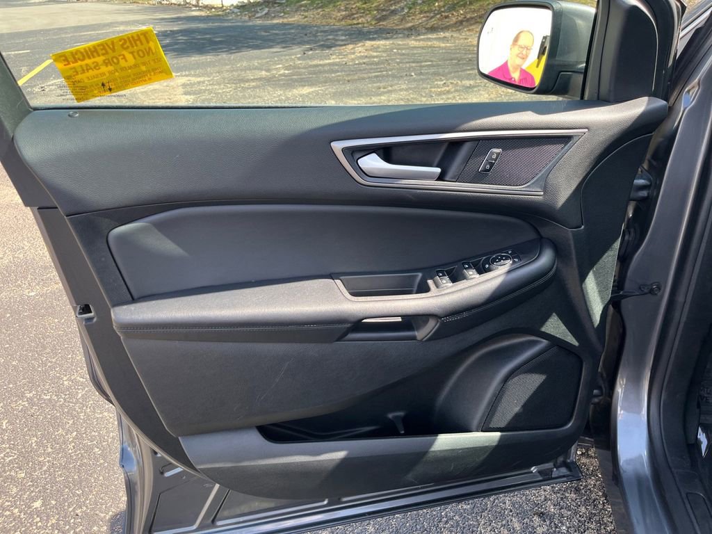 Certified 2024 Ford Edge SEL w/ Convenience Package AWD/4WD image 19