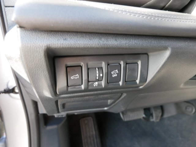 Used 2023 Subaru Outback Limited image 15