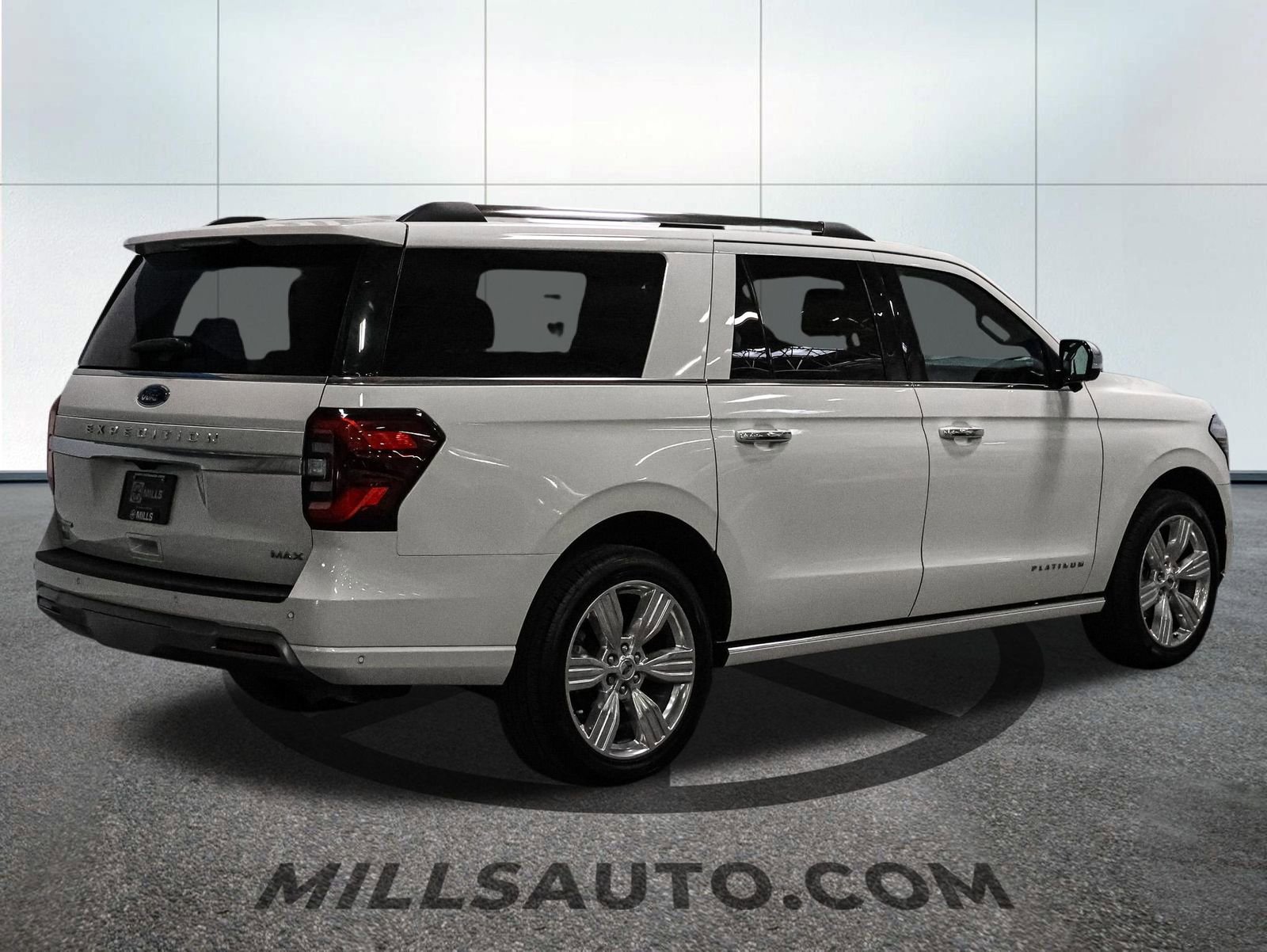 Certified 2024 Ford Expedition Max Platinum AWD/4WD image 8