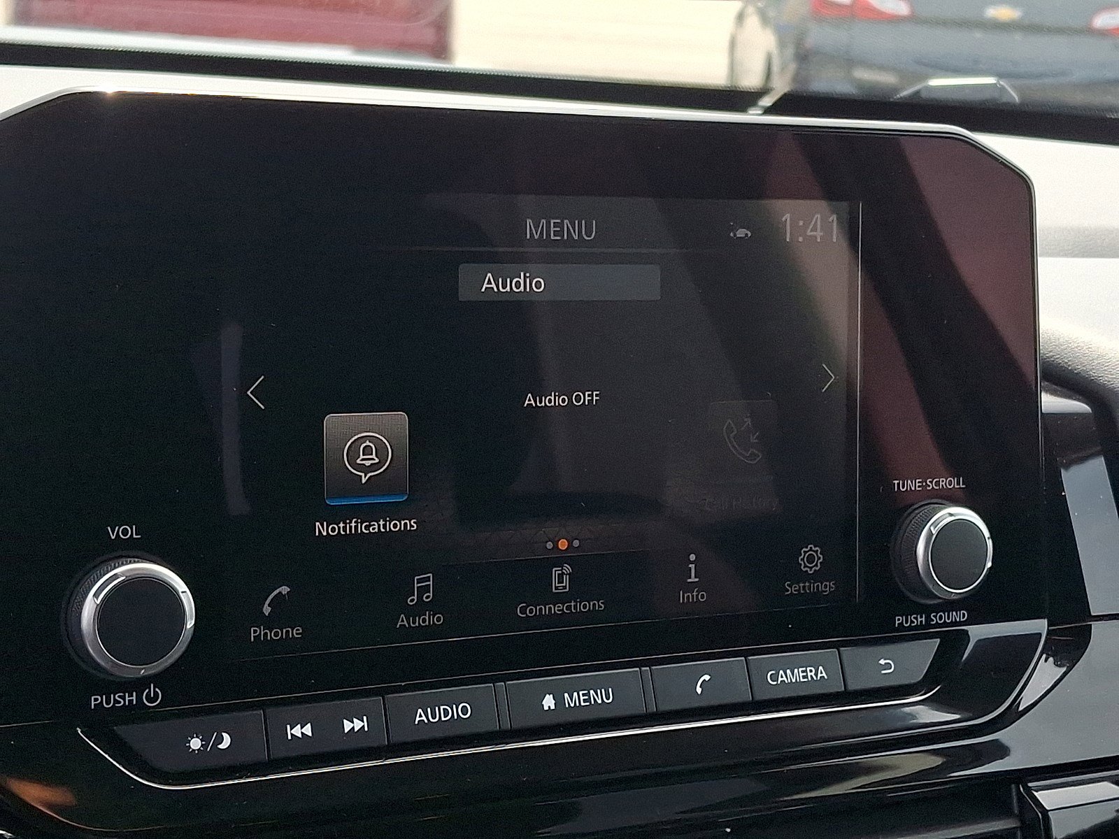 Used 2025 Nissan Pathfinder SV image 15