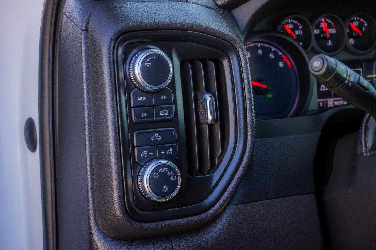 Used 2023 GMC Sierra 1500 Pro AWD/4WD image 11