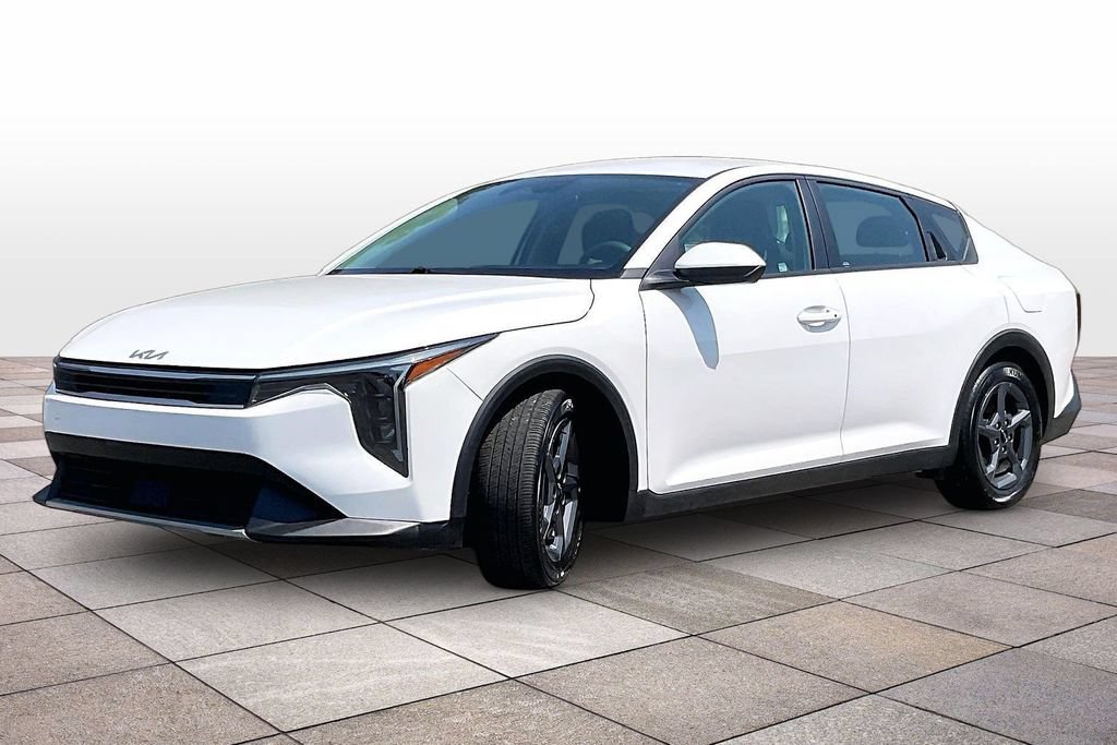 Used 2025 Kia K4 FWD image 12