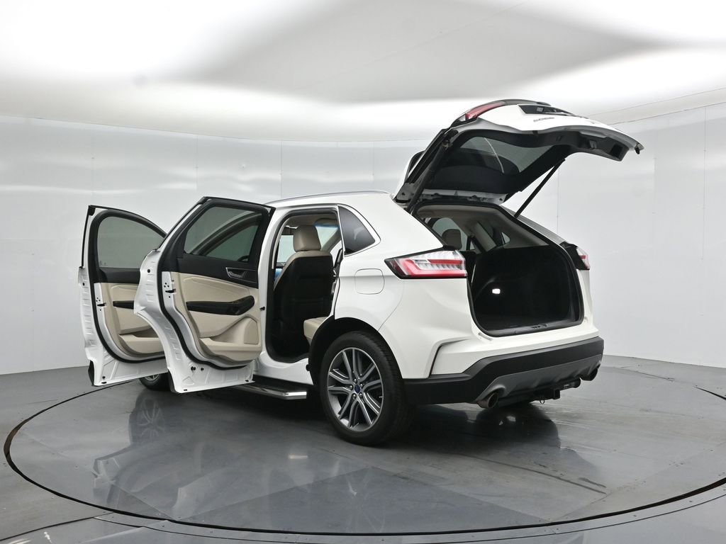 Certified 2020 Ford Edge Titanium FWD image 33