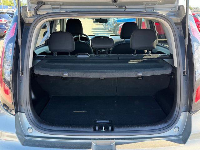 Used 2018 Kia Soul + FWD image 15