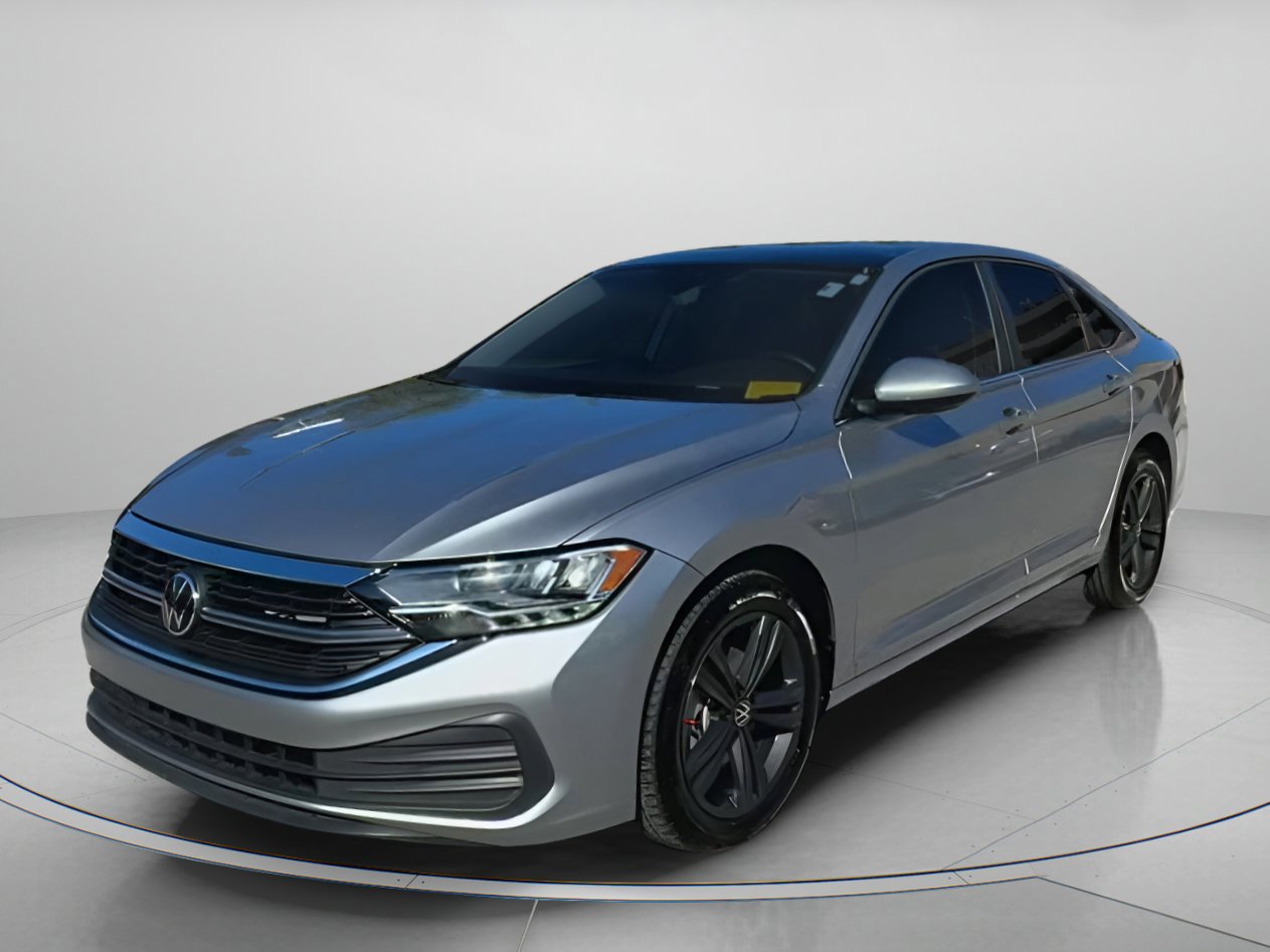 Used 2024 Volkswagen Jetta SE image 4