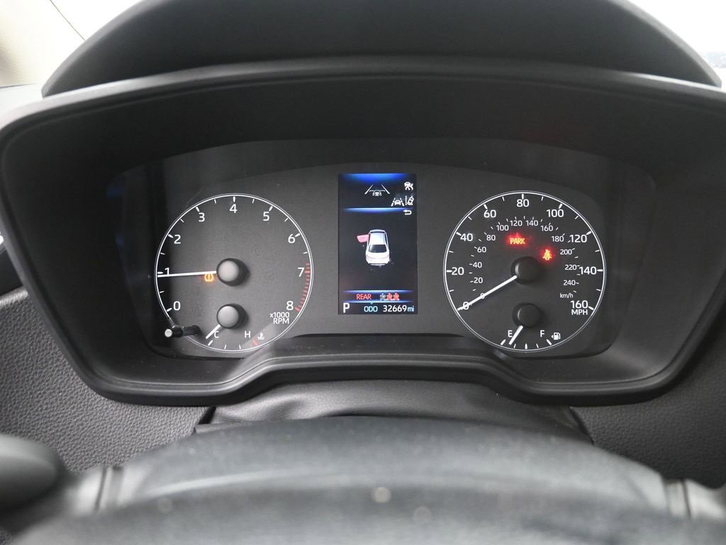 Used 2024 Toyota Corolla LE image 4