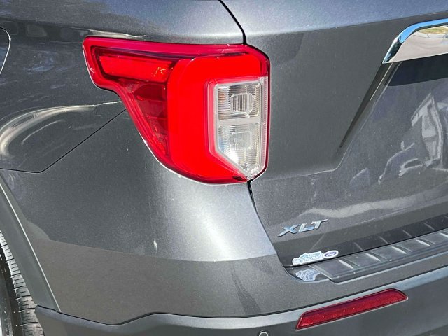 Certified 2023 Ford Explorer XLT RWD image 10