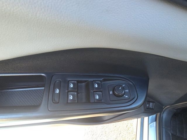 Used 2022 Volkswagen Taos SE image 18