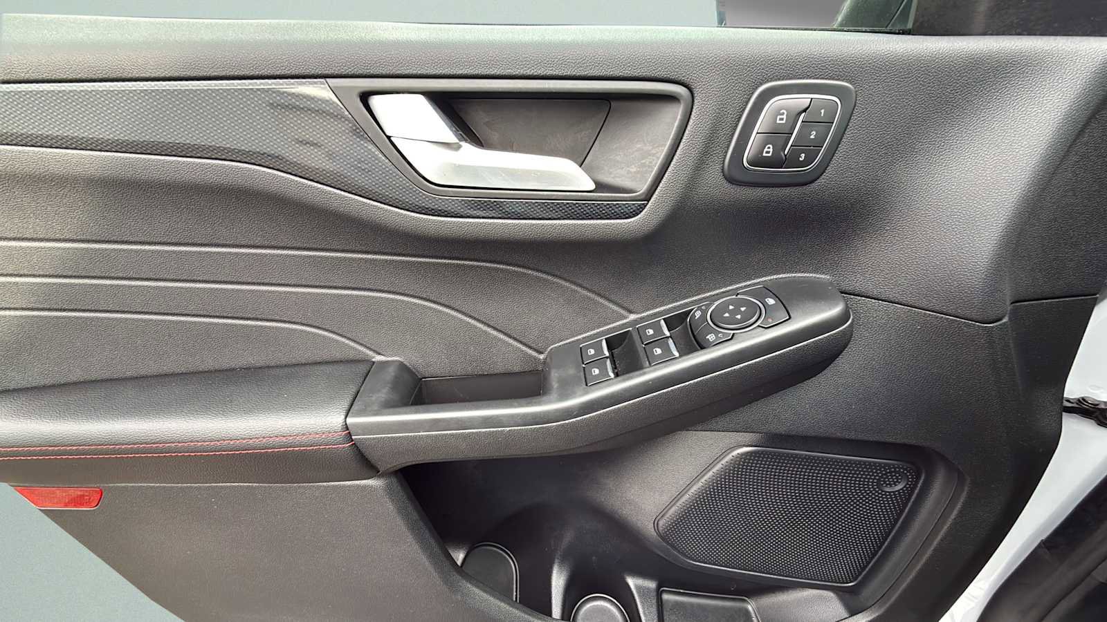 Certified 2025 Ford Escape ST-Line Elite w/ Class II Trailer Tow Package image 19