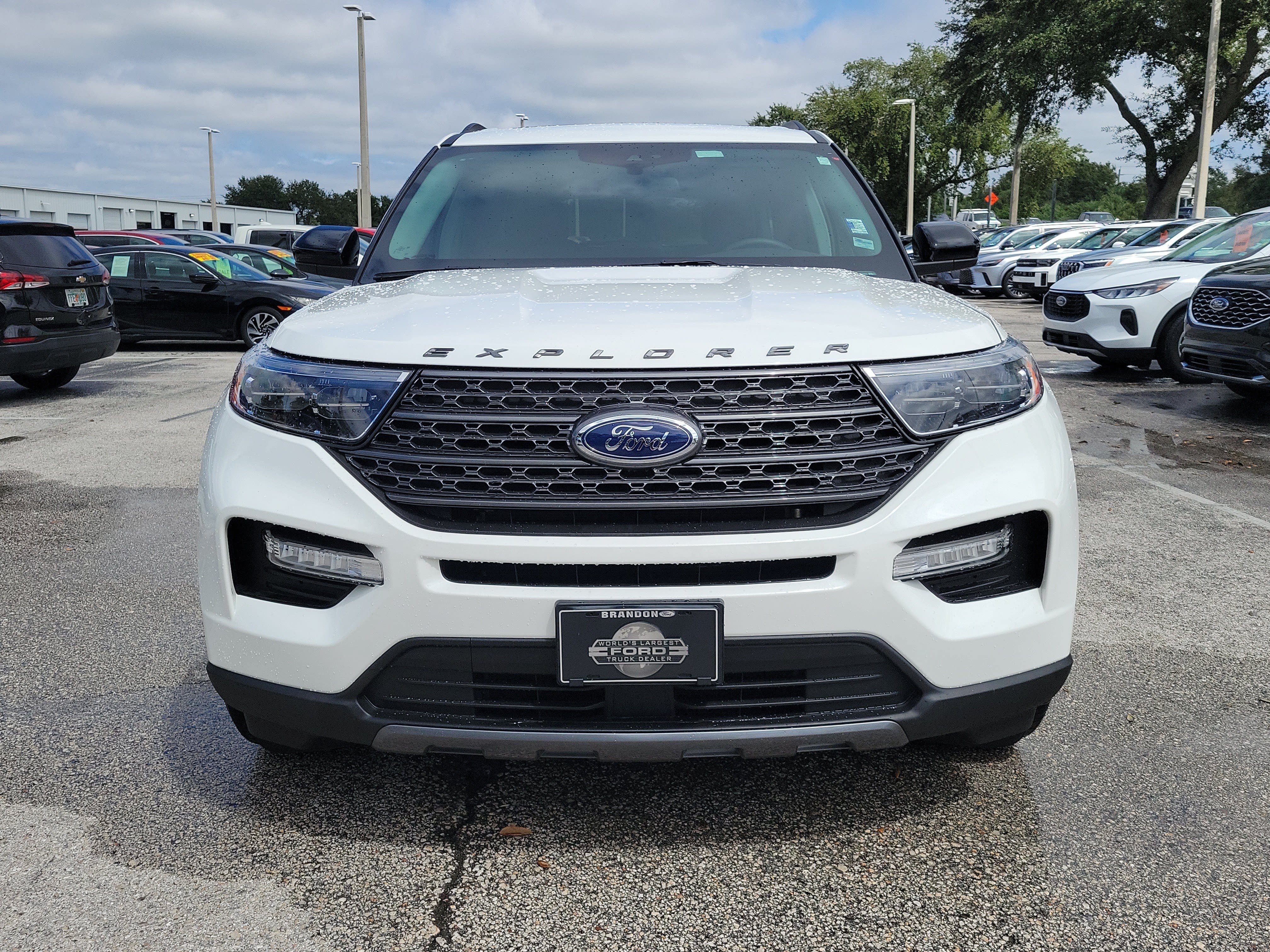 Certified 2023 Ford Explorer XLT w/ Equipment Group 202A RWD image 2