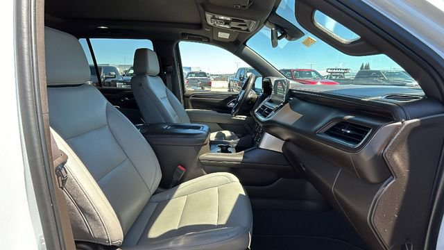 Used 2022 Chevrolet Tahoe LT w/ LT Signature Plus Package AWD/4WD image 11