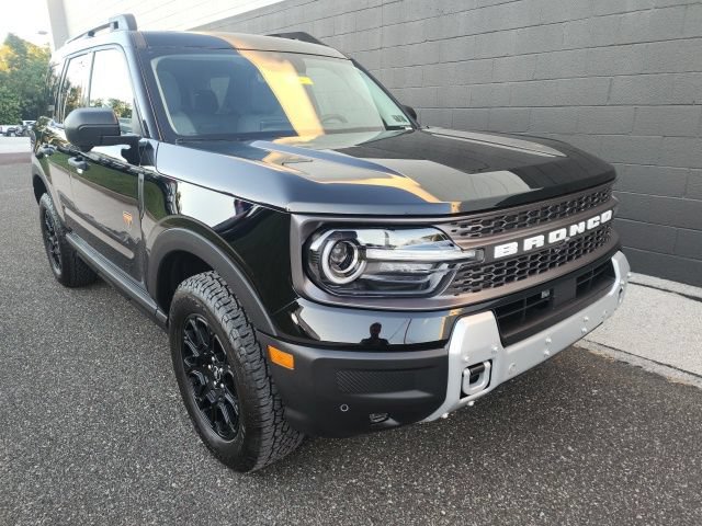 Certified 2025 Ford Bronco Sport Badlands w/ Badlands Tech Package AWD/4WD image 8