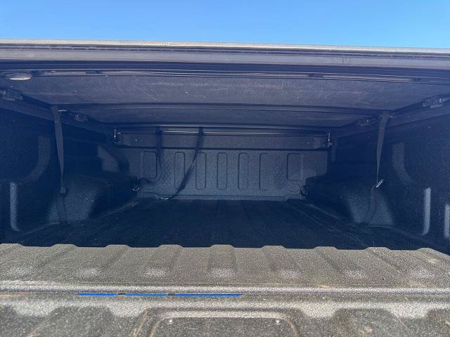 Used 2023 Jeep Gladiator Sport AWD/4WD image 17
