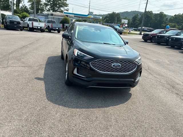 Certified 2024 Ford Edge SEL AWD/4WD image 4
