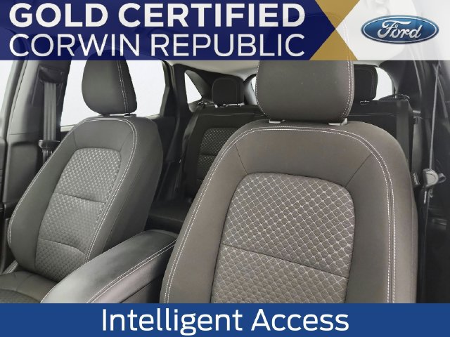Certified 2023 Ford Escape Active AWD/4WD image 11