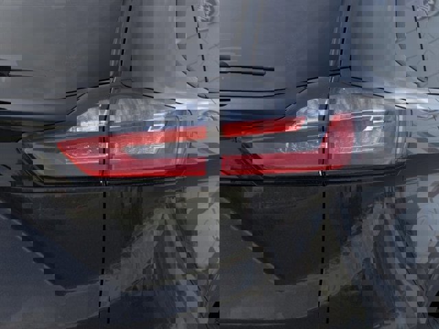 Certified 2024 Ford Edge SE image 21