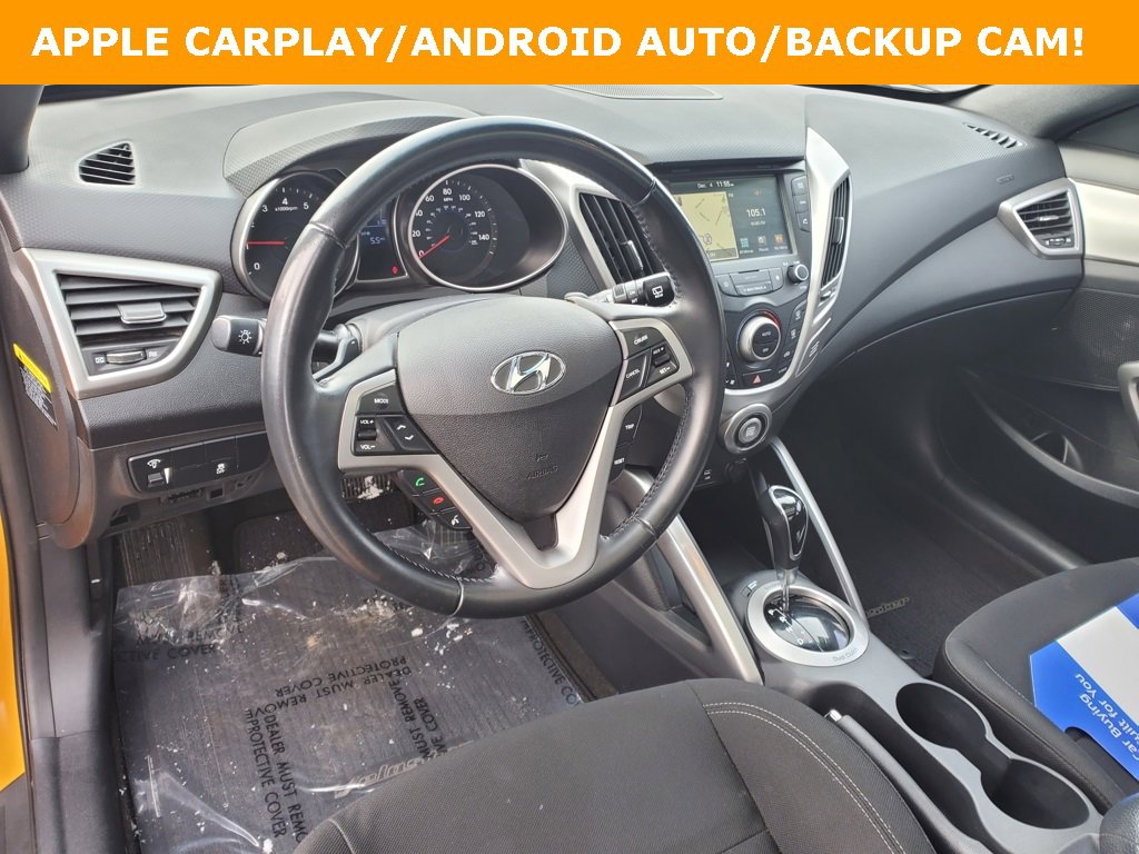 Used 2017 Hyundai Veloster Value Edition image 7
