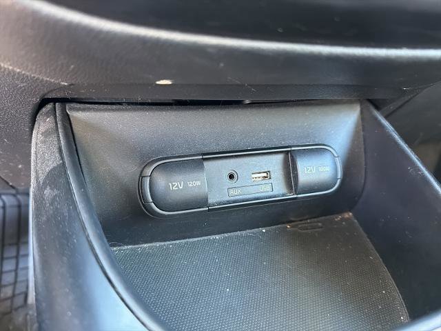 Used 2018 Kia Soul image 22