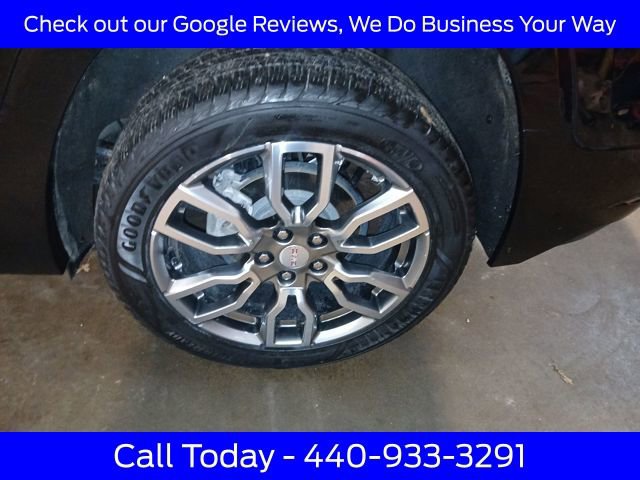 Used 2022 GMC Terrain Denali w/ Denali Premium Package image 17