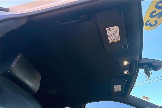 Used 2023 Chevrolet Traverse LT image 25