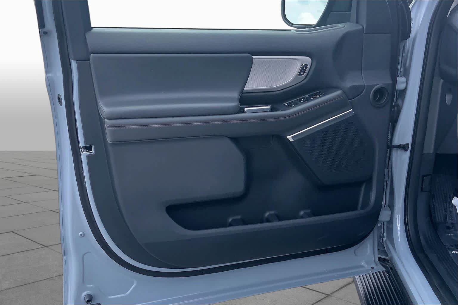 Certified 2025 Ford Expedition Active RWD image 22
