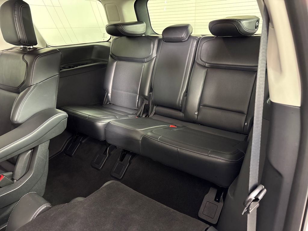 Certified 2025 Ford Expedition Platinum image 33