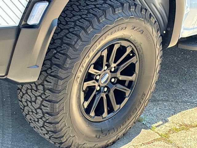 Certified 2025 Ford F150 Raptor AWD/4WD image 15
