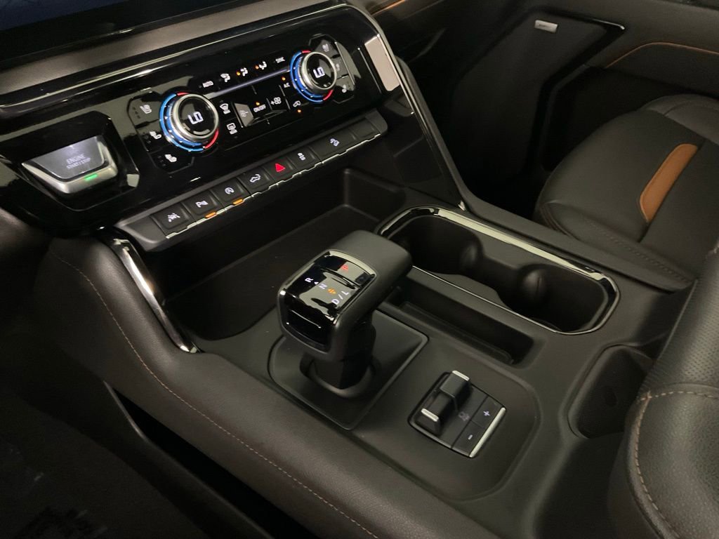 Used 2023 GMC Sierra 1500 AT4 w/ AT4 Premium Package image 18