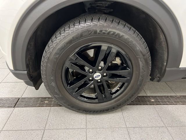 Certified 2021 Ford Explorer XLT w/ Equipment Group 202A image 11