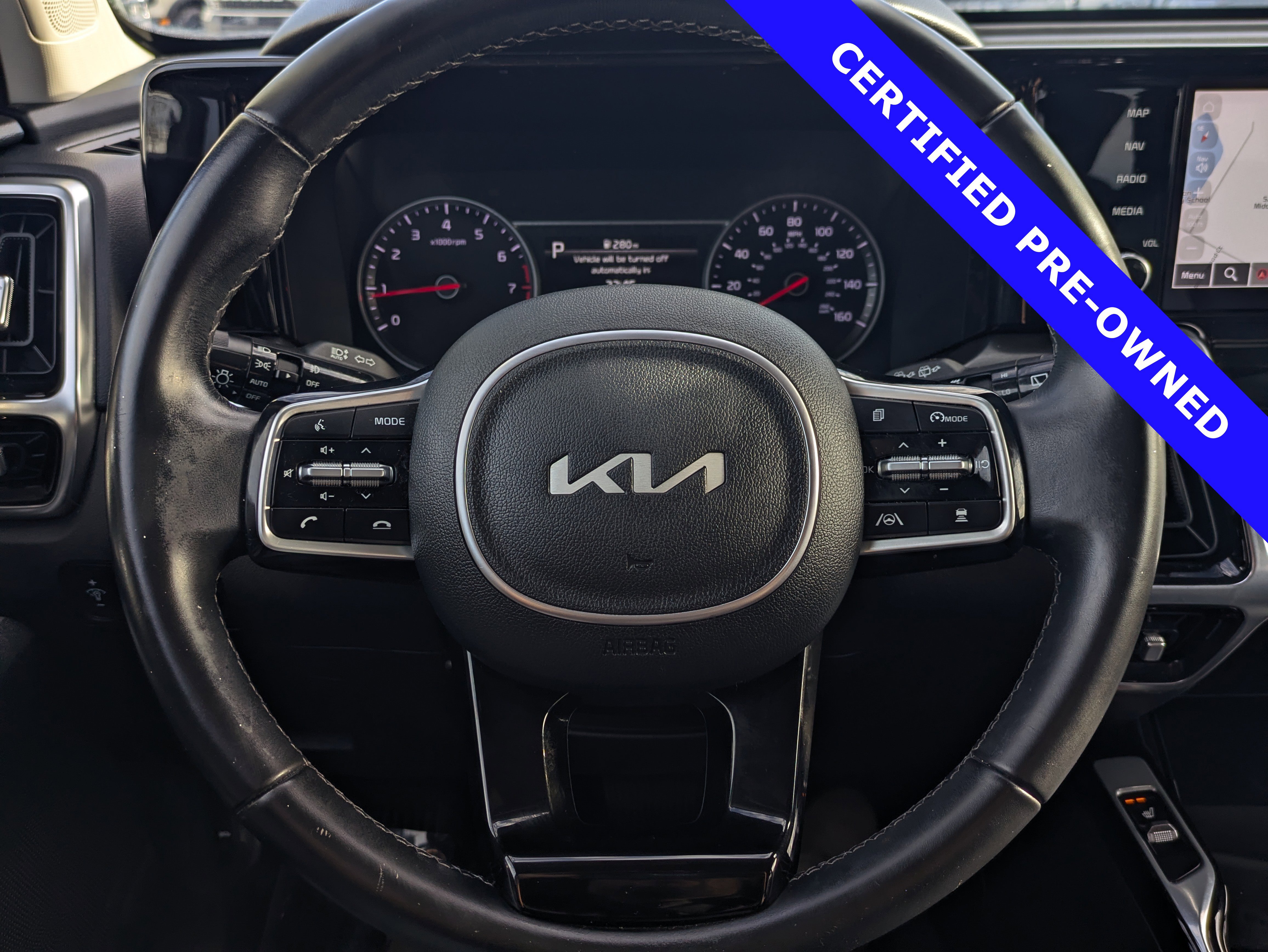 Used 2022 Kia Sorento SX image 28