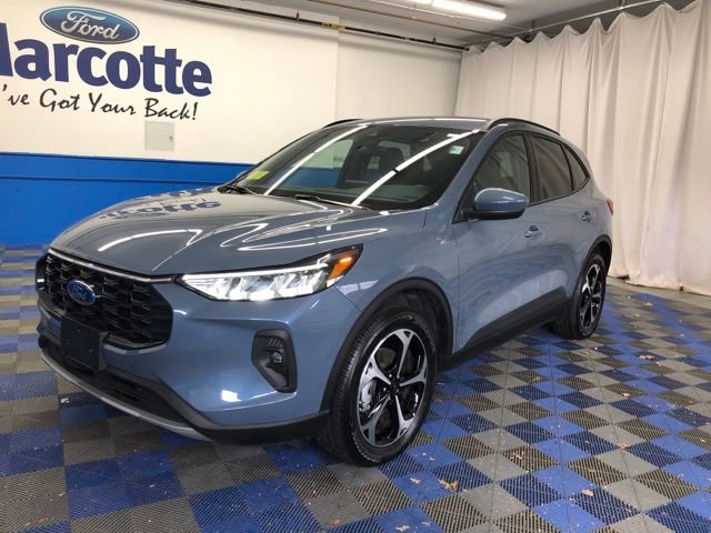 Certified 2025 Ford Escape ST-Line Elite image 1