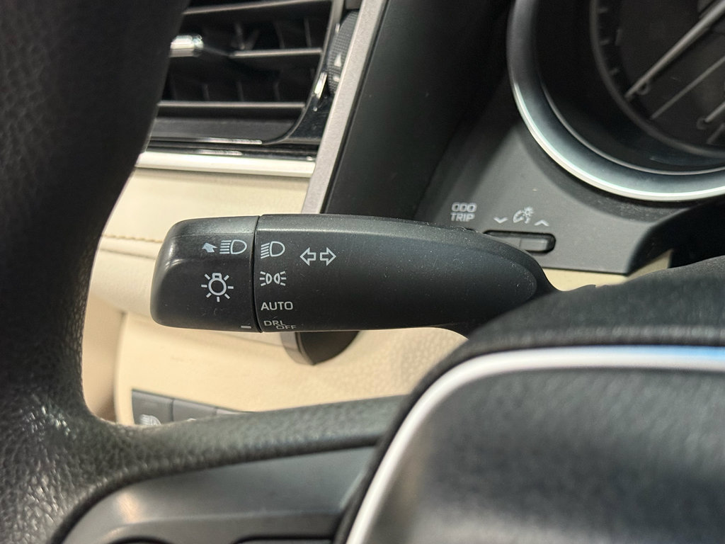 Used 2018 Toyota Camry LE w/ Audio Package image 16