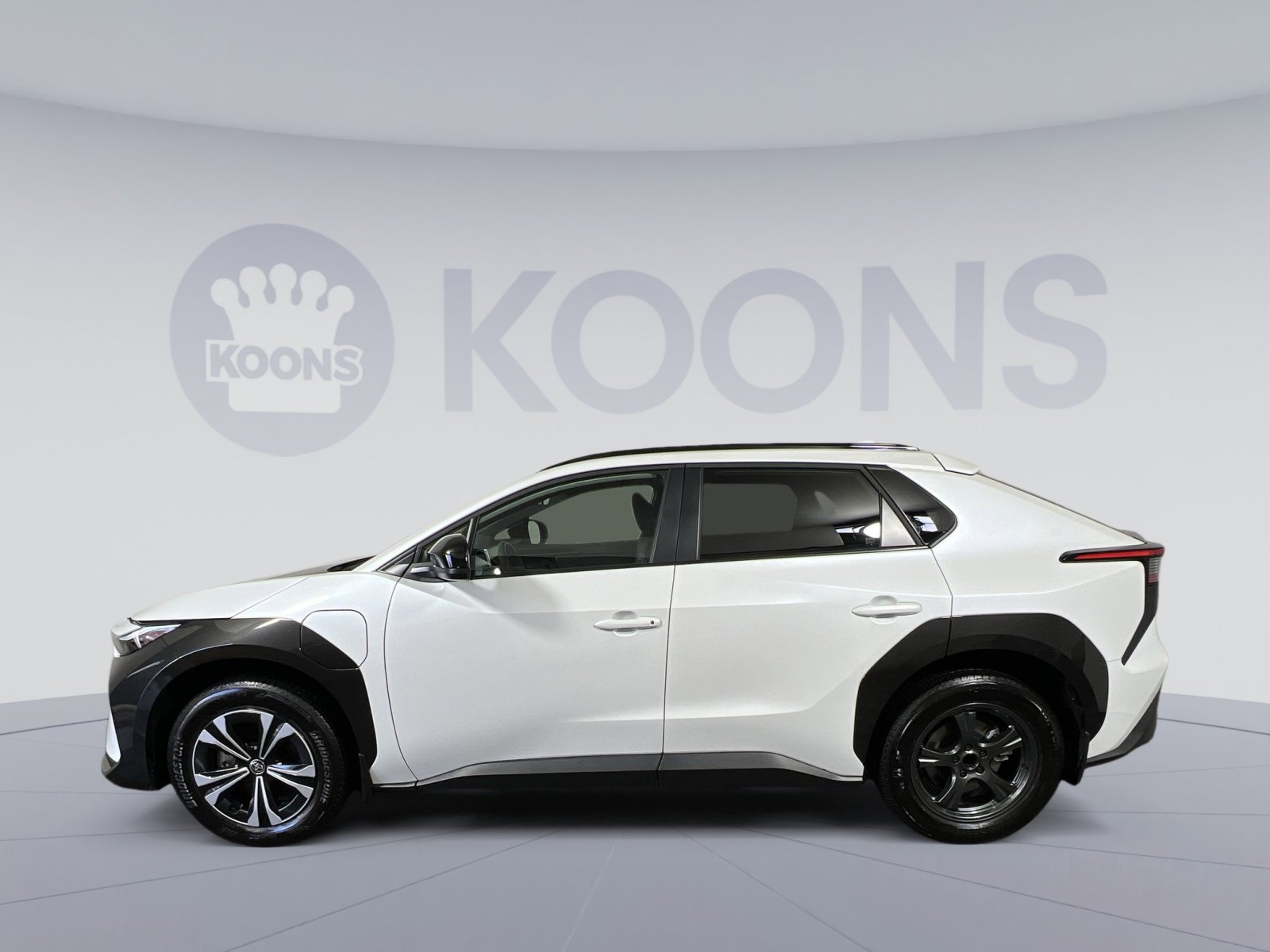 Used 2024 Toyota bZ4X XLE image 2