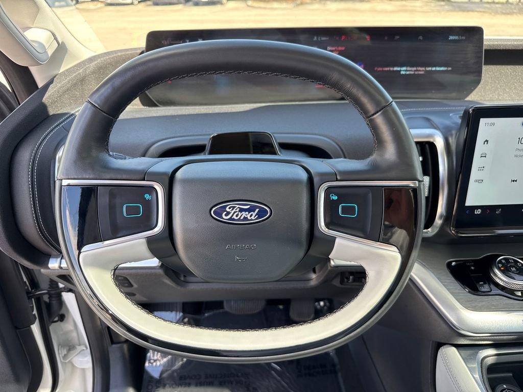 Certified 2025 Ford Expedition Max Platinum image 16