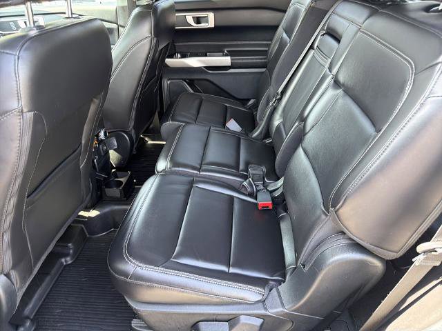 Certified 2022 Ford Explorer XLT w/ Equipment Group 202A image 35
