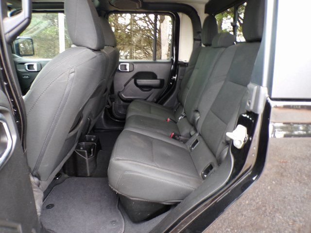 Used 2023 Jeep Gladiator Sport AWD/4WD image 8