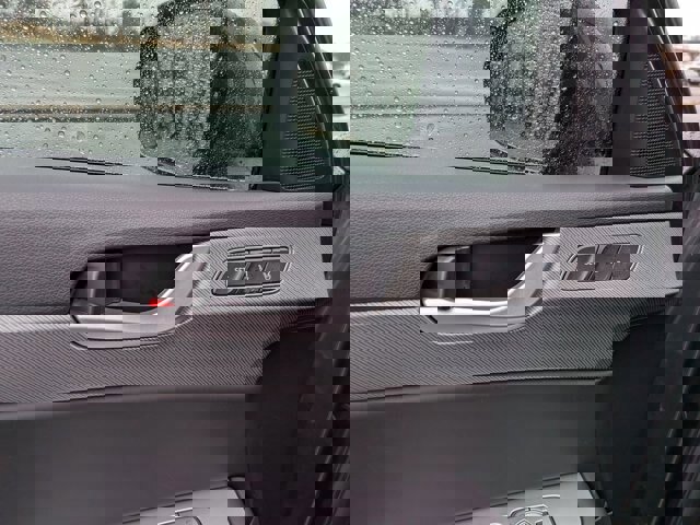 Used 2025 Hyundai Palisade SEL image 12