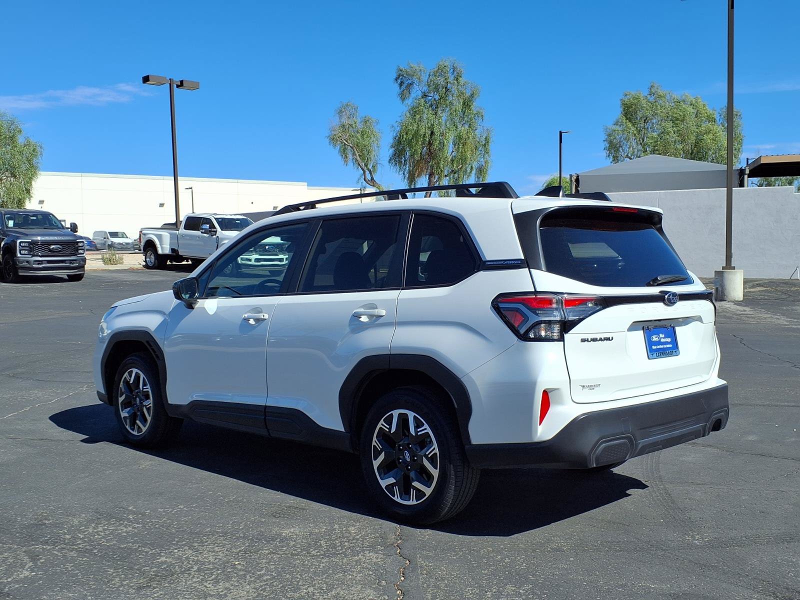 Used 2025 Subaru Forester Premium AWD/4WD image 4