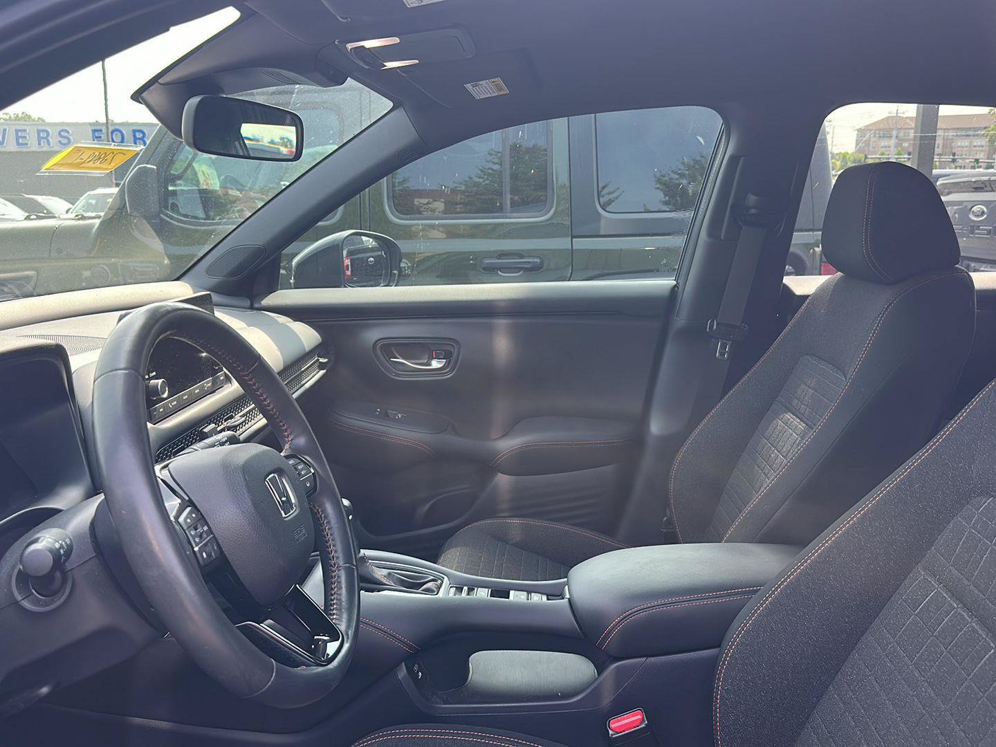 Used 2024 Honda HR-V Sport image 4
