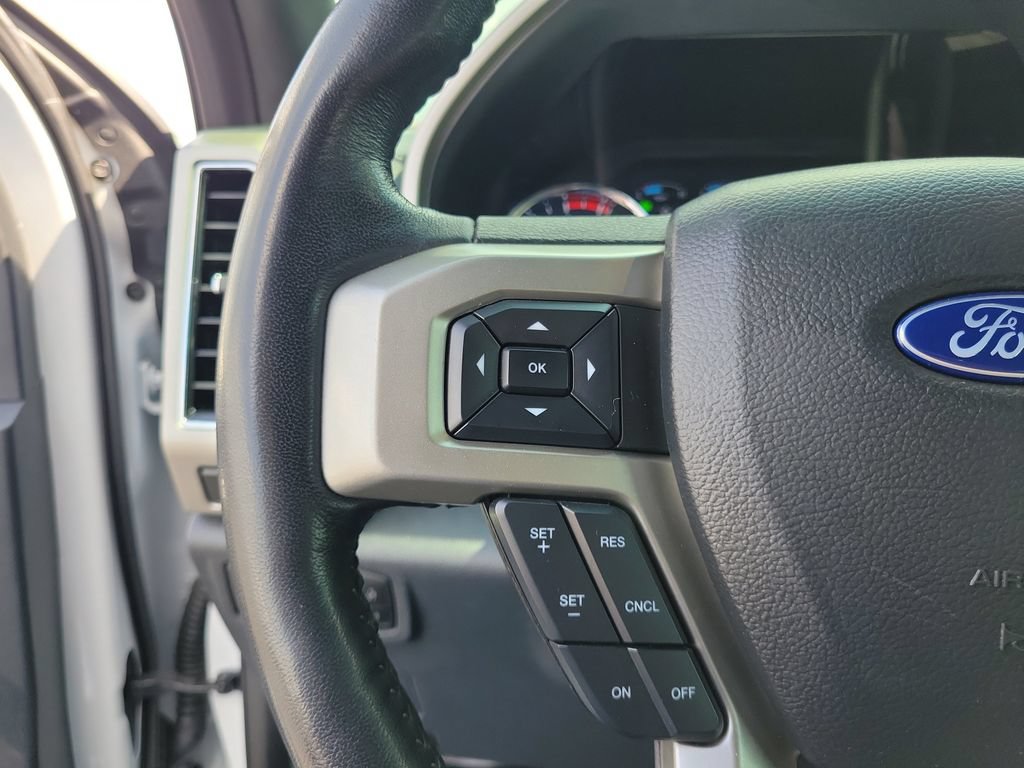 Certified 2022 Ford F350 Lariat AWD/4WD image 24